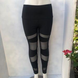 Onzie Black Mesh High Waisted Leggings Size S
